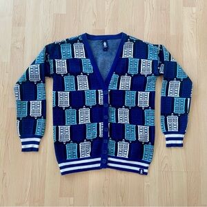BBC DR WHO Hot Topic Size Medium Cardigan Sweater Tardis Phone Booth Button Up